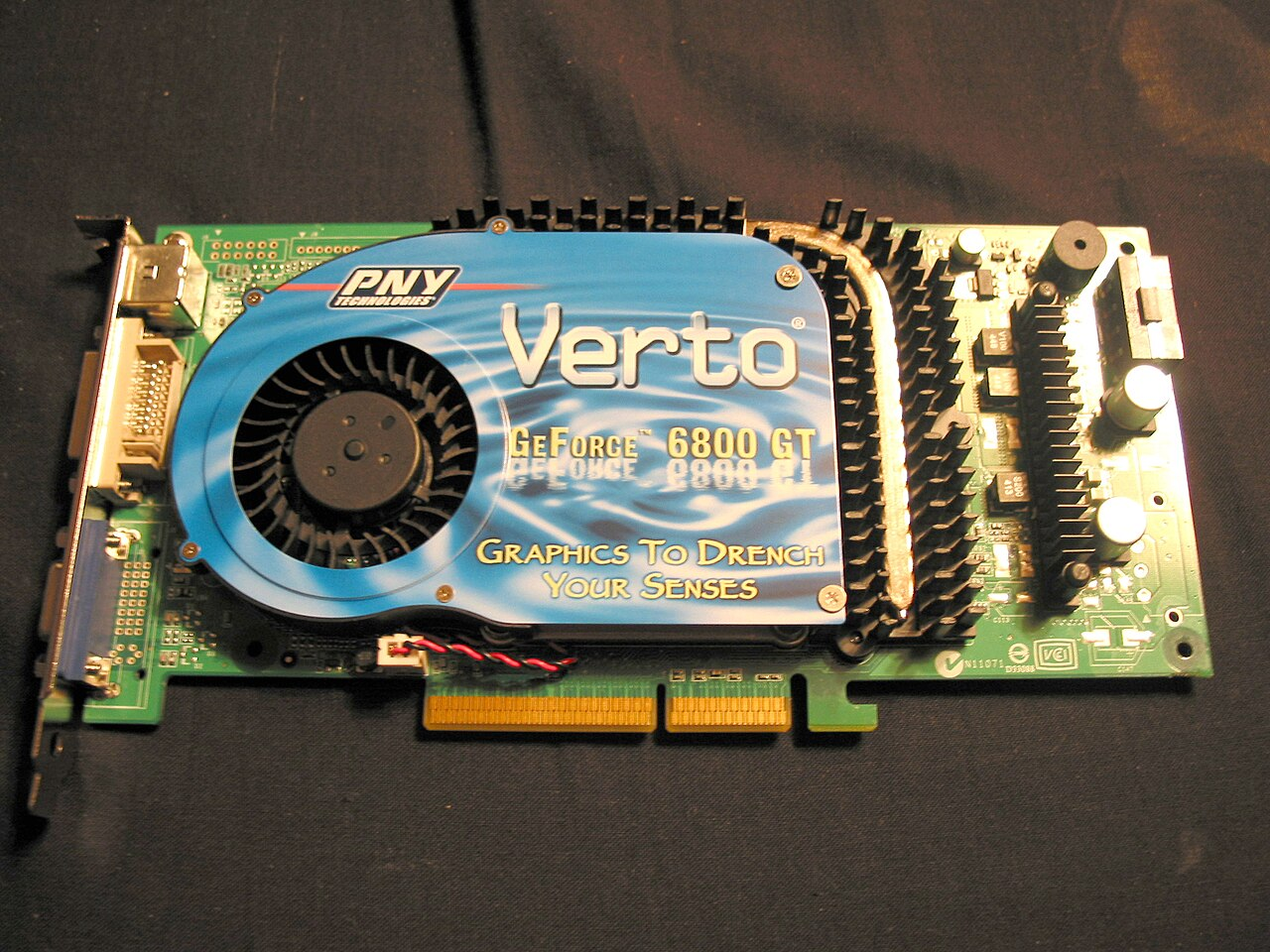 Одна из видеокарт 6-й серии.